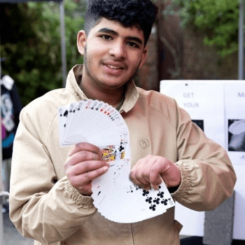 Dvishan- close up magician and mindreader