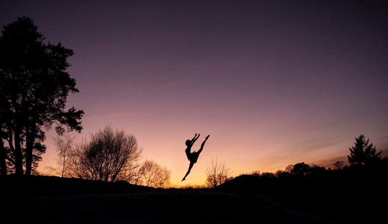 Dancers and Ballerinas - Photo 3