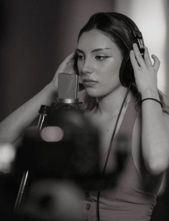 Ayla - Photo 3