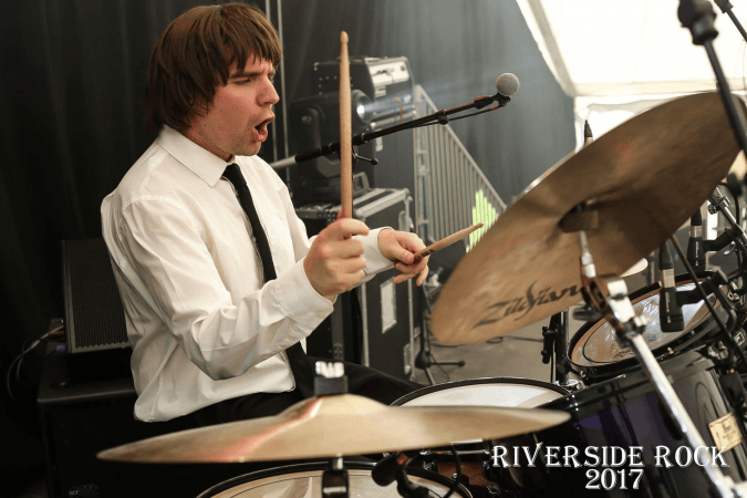 The Beatles Revolution band - Photo 12