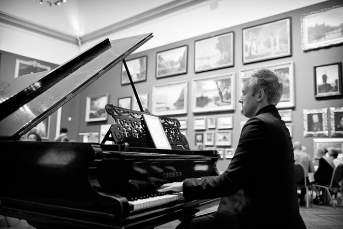 Mark Thompson - Wedding Pianist - Photo 22