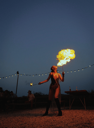Mesmering fire breathing show - Photo 3