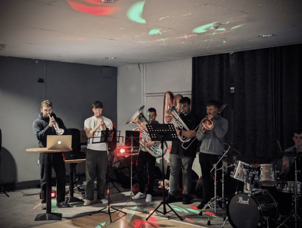 Booth St Brass - Photo 2
