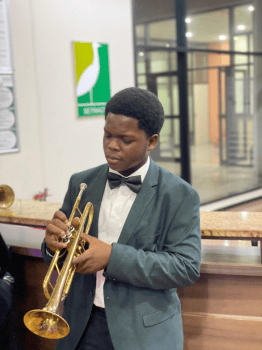 Trumpeter 