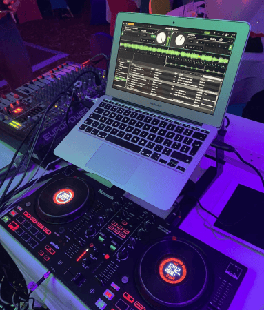 Tony James Mobile Disco - Photo 5