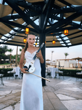 Sofia Solo Violinist - Photo 2
