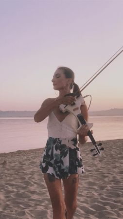 Sofia Solo Violinist - Photo 3