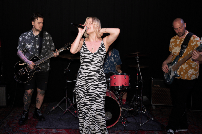 Small Talk Party Band - Photo 4