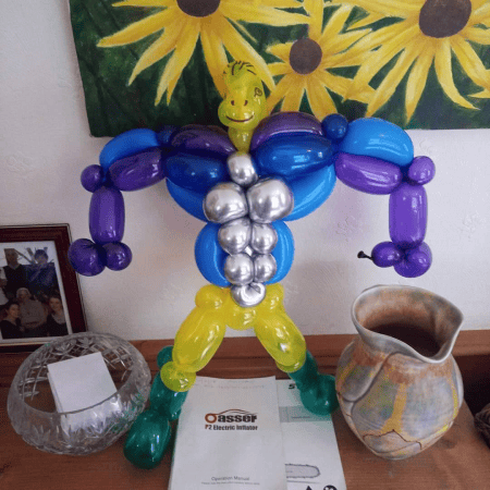 Amazing balloon animals for the party - Photo 18