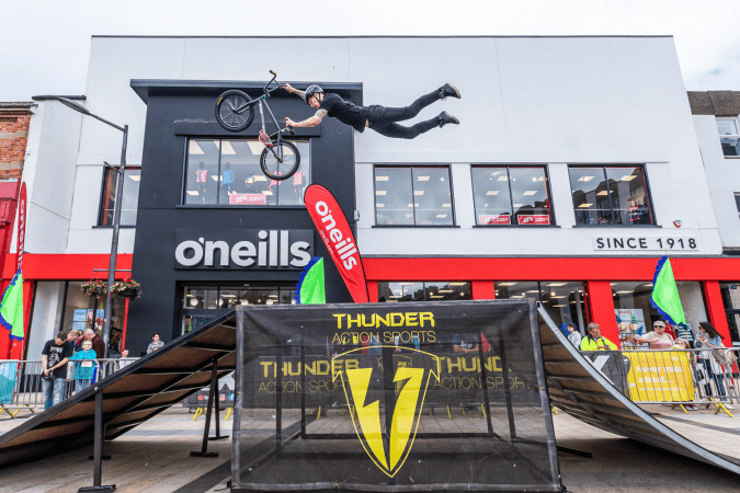 BMX STUNT PERFORMANCE  - Photo 9