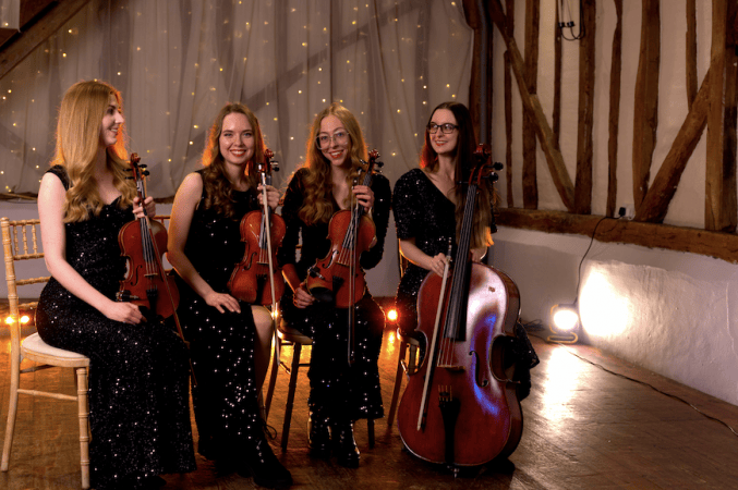Griff Strings - Photo 11