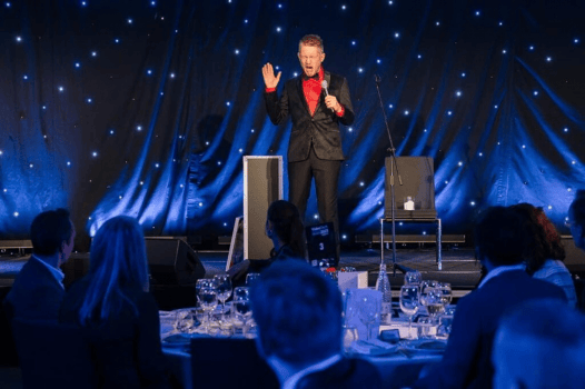 Tom Elliott - Corporate Host & Comedy Magician