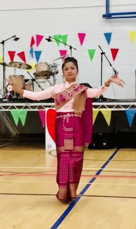 Thai Cultural Dance Performance - Photo 2