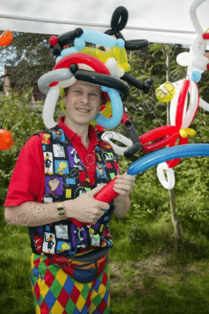 Micks discos and childrens entertainer - Photo 5