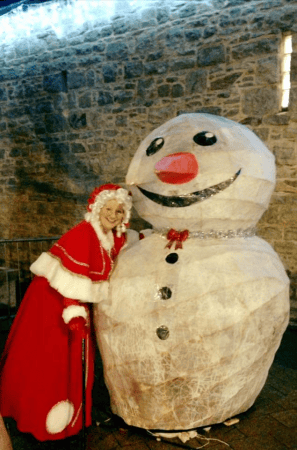 Mrs Mary Claus  - Photo 2