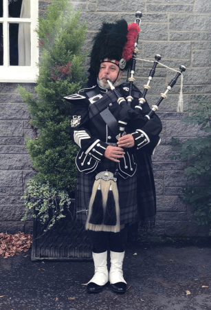 Iainthepiper - Photo 2