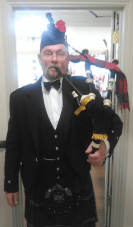 Mike Simmons Bagpiper - Photo 6