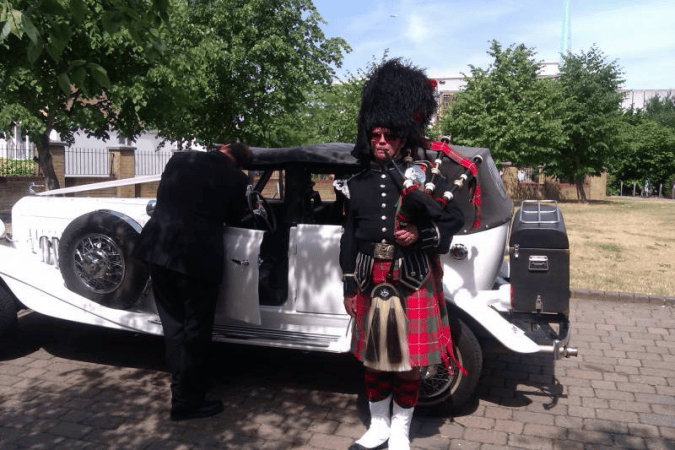 Mike Simmons Bagpiper - Photo 10
