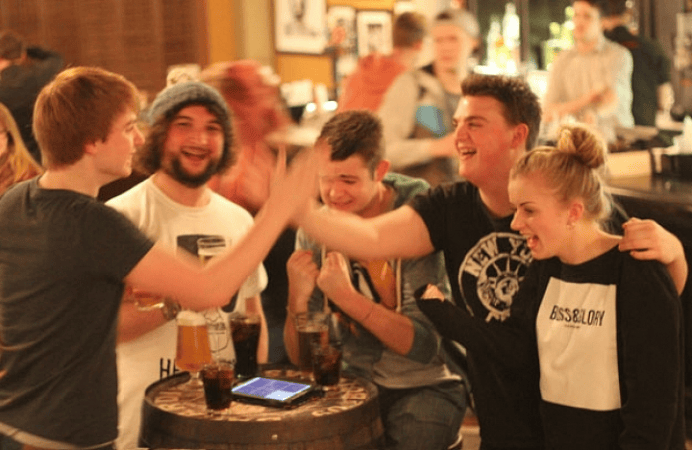 Speed Quiz Hosting - Photo 5