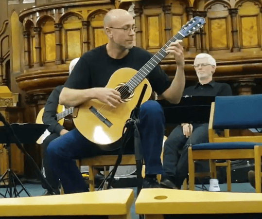 Stephen Anderson - Classical Guitarist - Photo 2