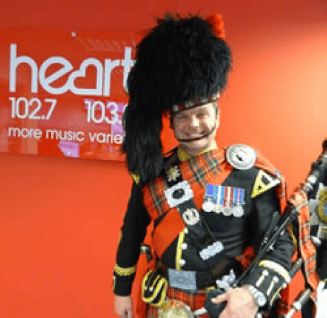 Cambridge Bagpiper - Photo 5