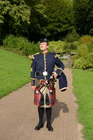 Malcolm Smith- Scottish Bagpiper - Photo 2