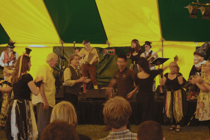 Lonely Mister Punch and his Steampunk Ceilidh Band - Photo 21