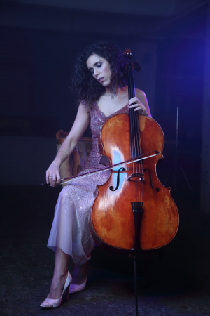 Lydia Cellist - Photo 3
