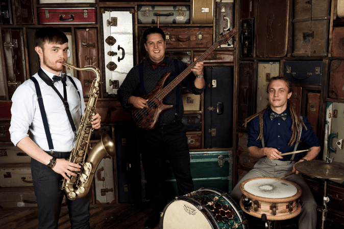 The Grand Central Trio - Photo 11