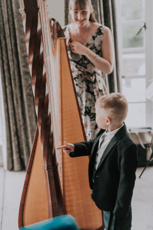 Harpist Heather Wrighton - Photo 8