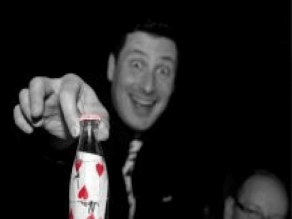 Darryl Rose -  Magician, Mind Reader & Pick Pocket - Photo 3