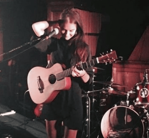 Aimee Lambert  - Photo 3