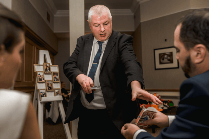 Robbie Danson Magician - Photo 12