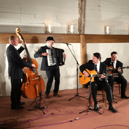 Jonny Hepbir Gypsy Jazz Band - Photo 6