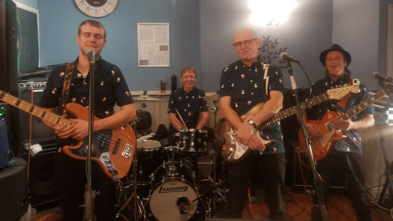 Classic Candy Rock & Pop Band - Photo 2