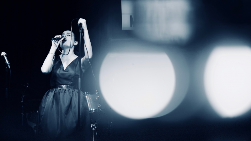 Noa Alvarez Jazz Vocalist and Band - Photo 2