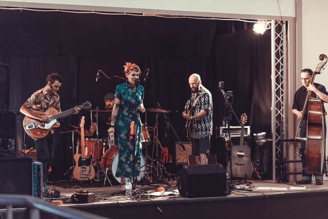 The Streamline 55s - Photo 5