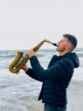 Joe Glynn Sax - Photo 5