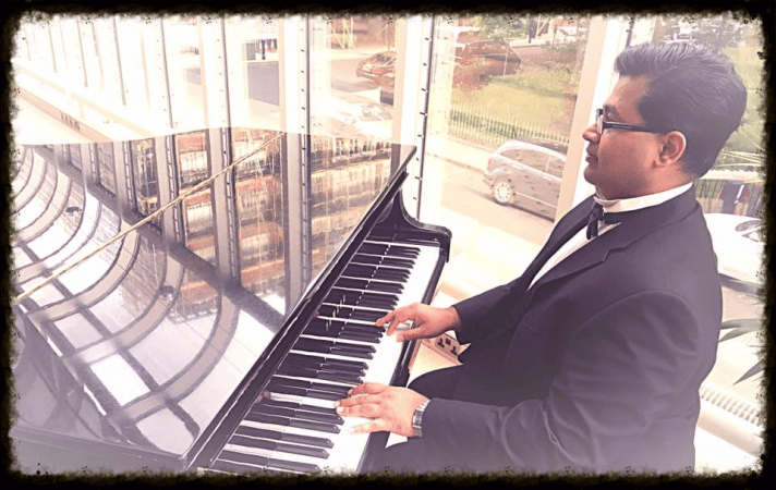 Bollywood Pianist - Photo 4