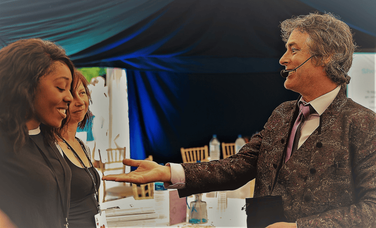 The Great Adamos - (Family Magician) - Photo 16