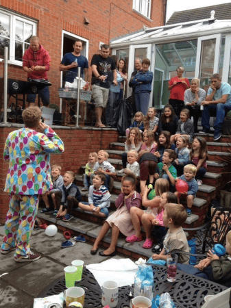 Magic Kev's Birthday Party Magic Shows. - Photo 12