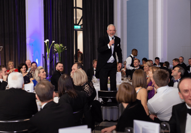 Singing Master of Ceremonies & Toastmaster - Photo 9