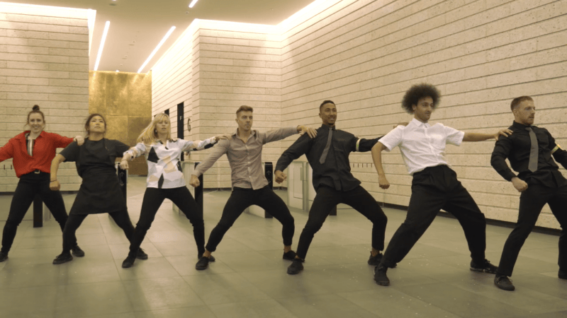 Surprise Dancing Waiters! - Photo 7