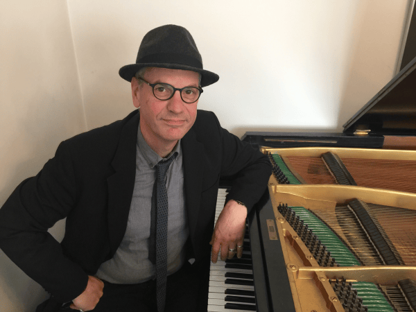 CJ Barton, Singing Pianist - Photo 4
