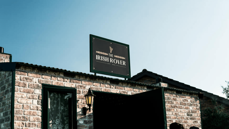The Irish Rover - Pub on Wheels - Photo 6