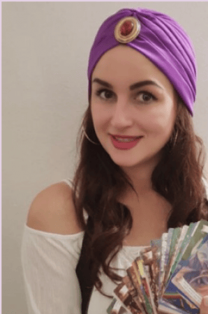 Nicola Kelleher Fortune Teller - Photo 2
