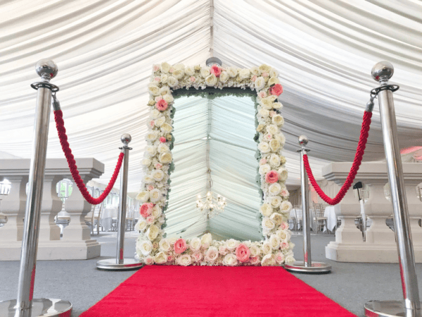 magic mirror north east photo booth hire  - Photo 2