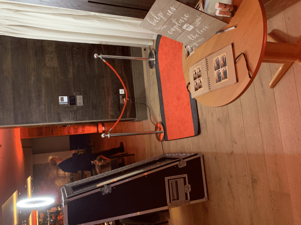 Photo booth or mirror booth - Photo 5