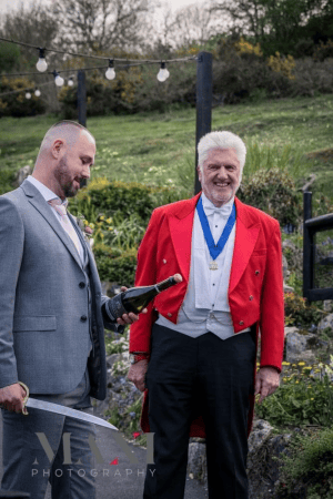 The Distinguished Toastmaster - Photo 5