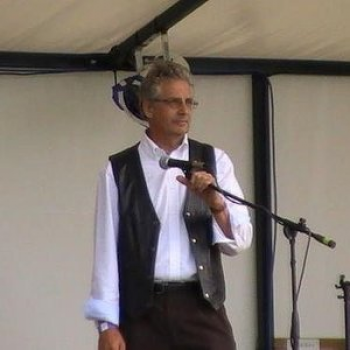 Alec Robinson  - Photo 7